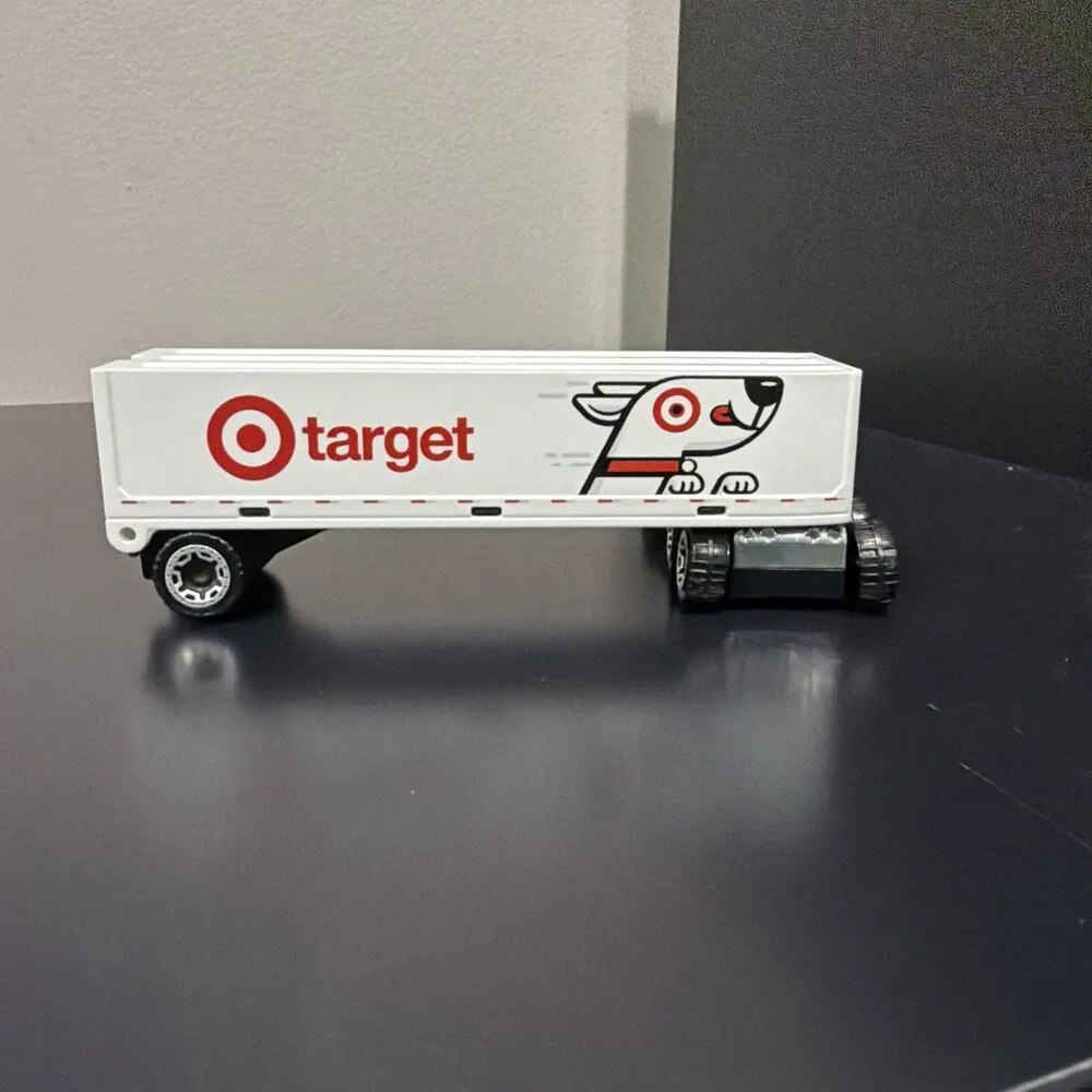 Mattel Hot Wheels 2013 Rig Dog Target Tractor Trailer 18 Wheeler Truck 7